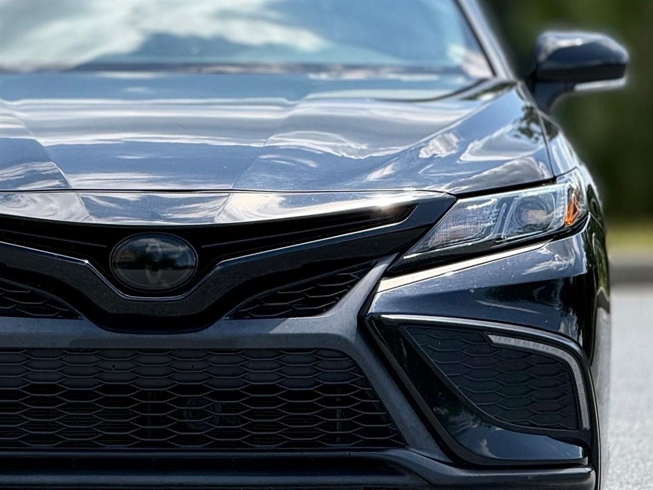 Toyota Camry  2023