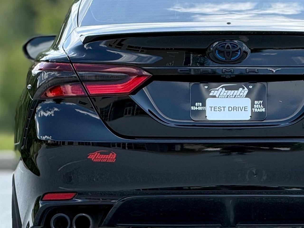 Toyota Camry  2023