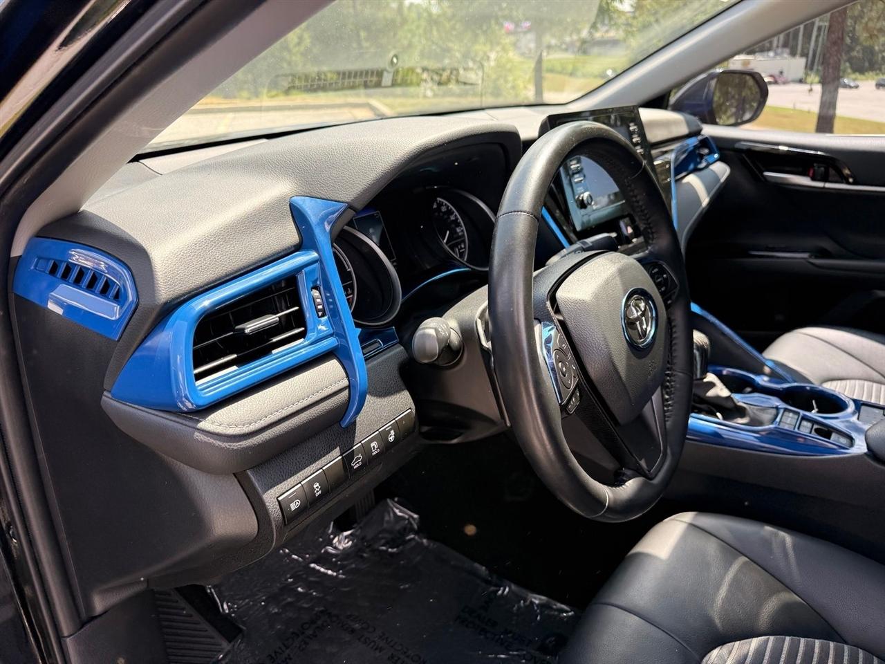 Toyota Camry  2023