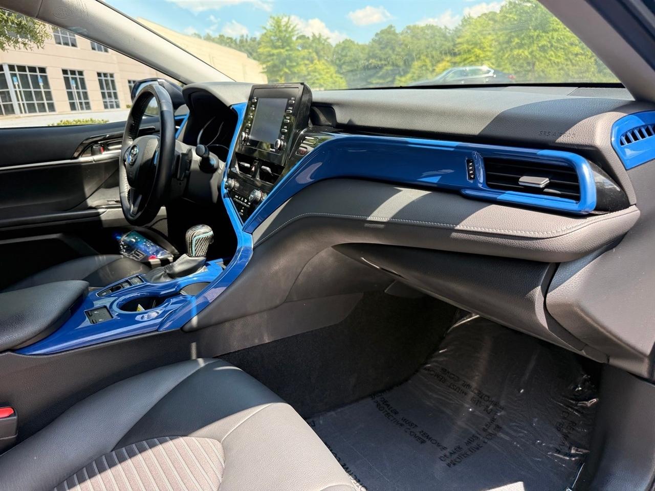 Toyota Camry  2023