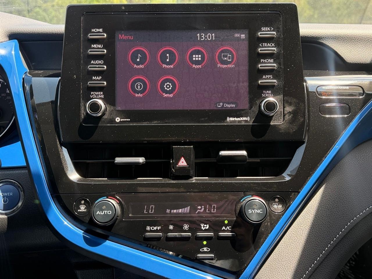 Toyota Camry  2023