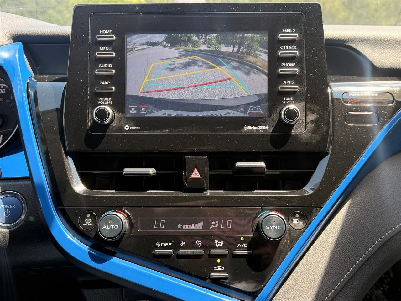 Toyota Camry  2023