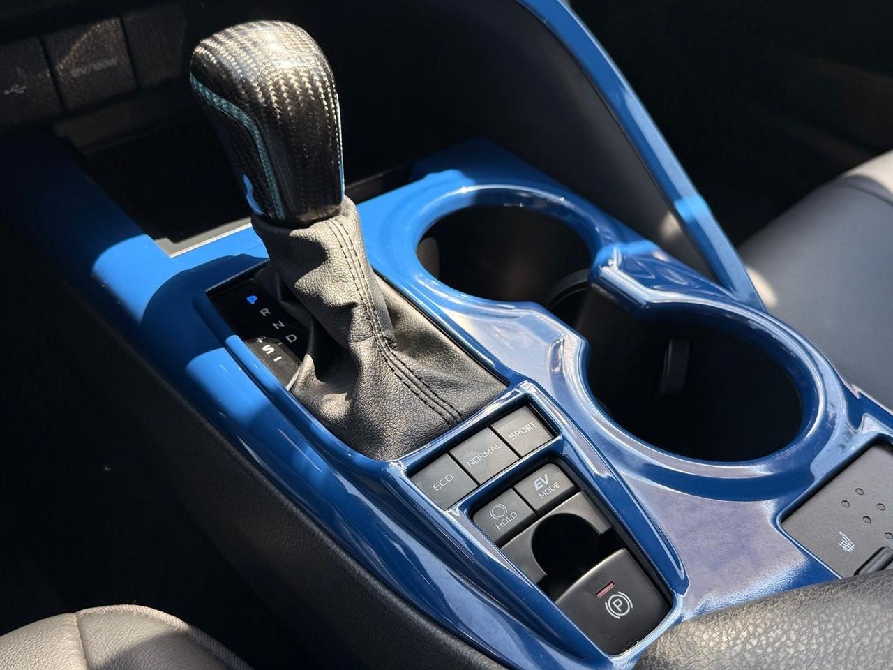 Toyota Camry  2023