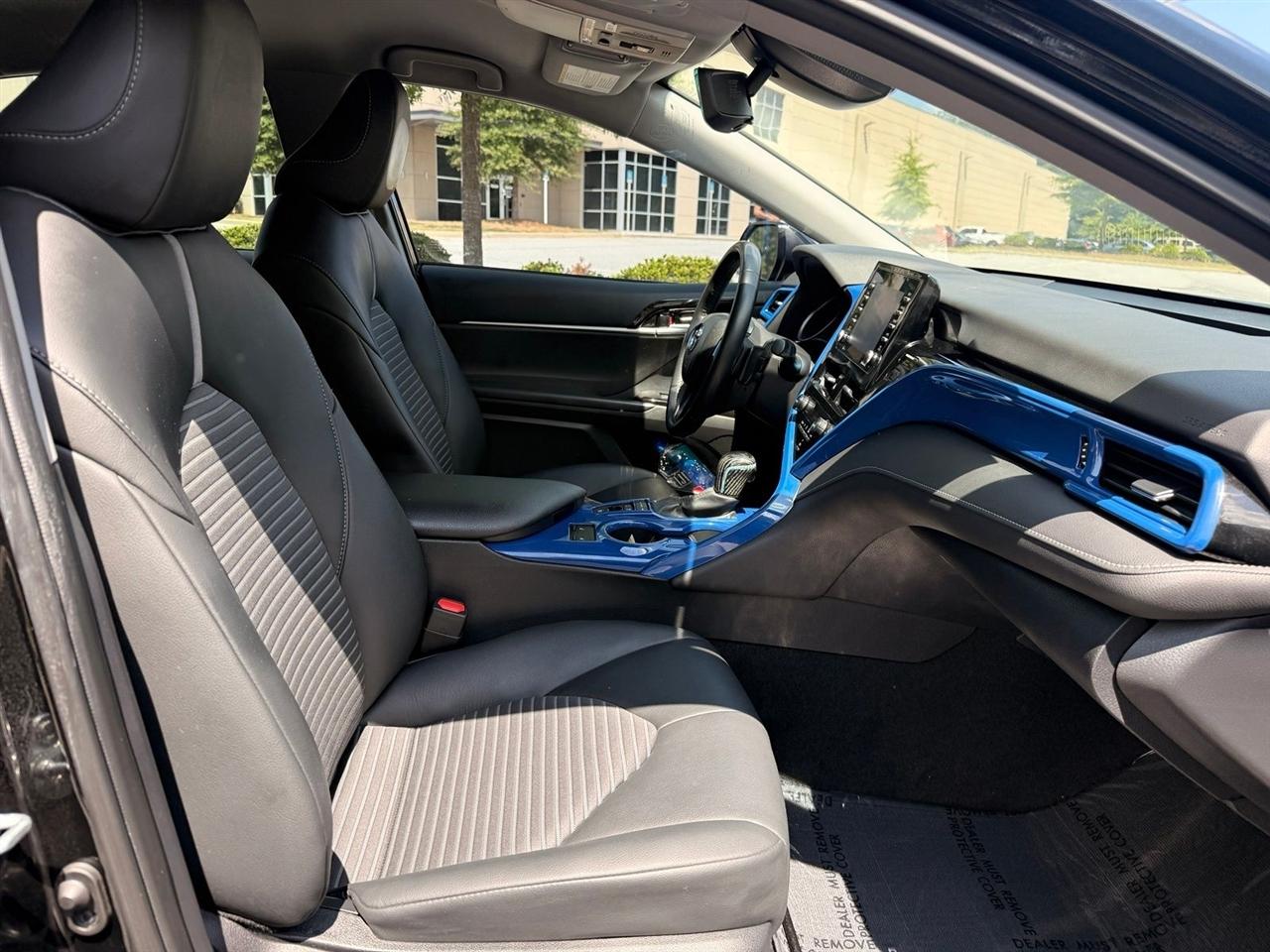 Toyota Camry  2023