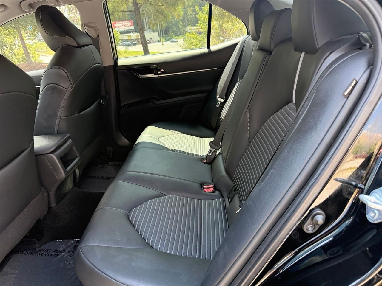 Toyota Camry  2023