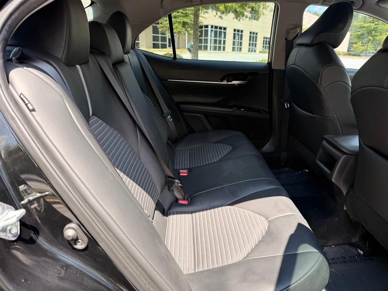 Toyota Camry  2023