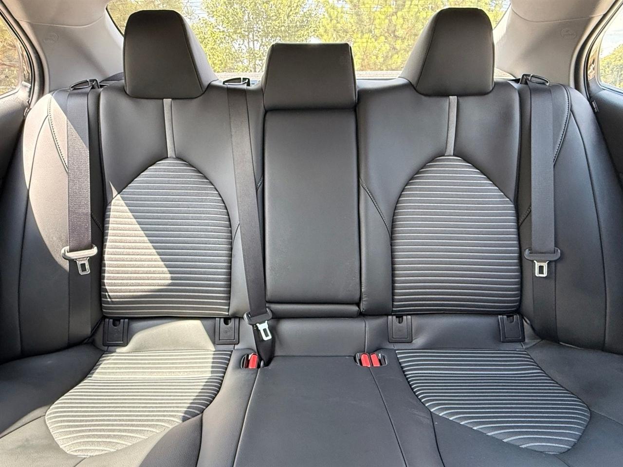 Toyota Camry  2023
