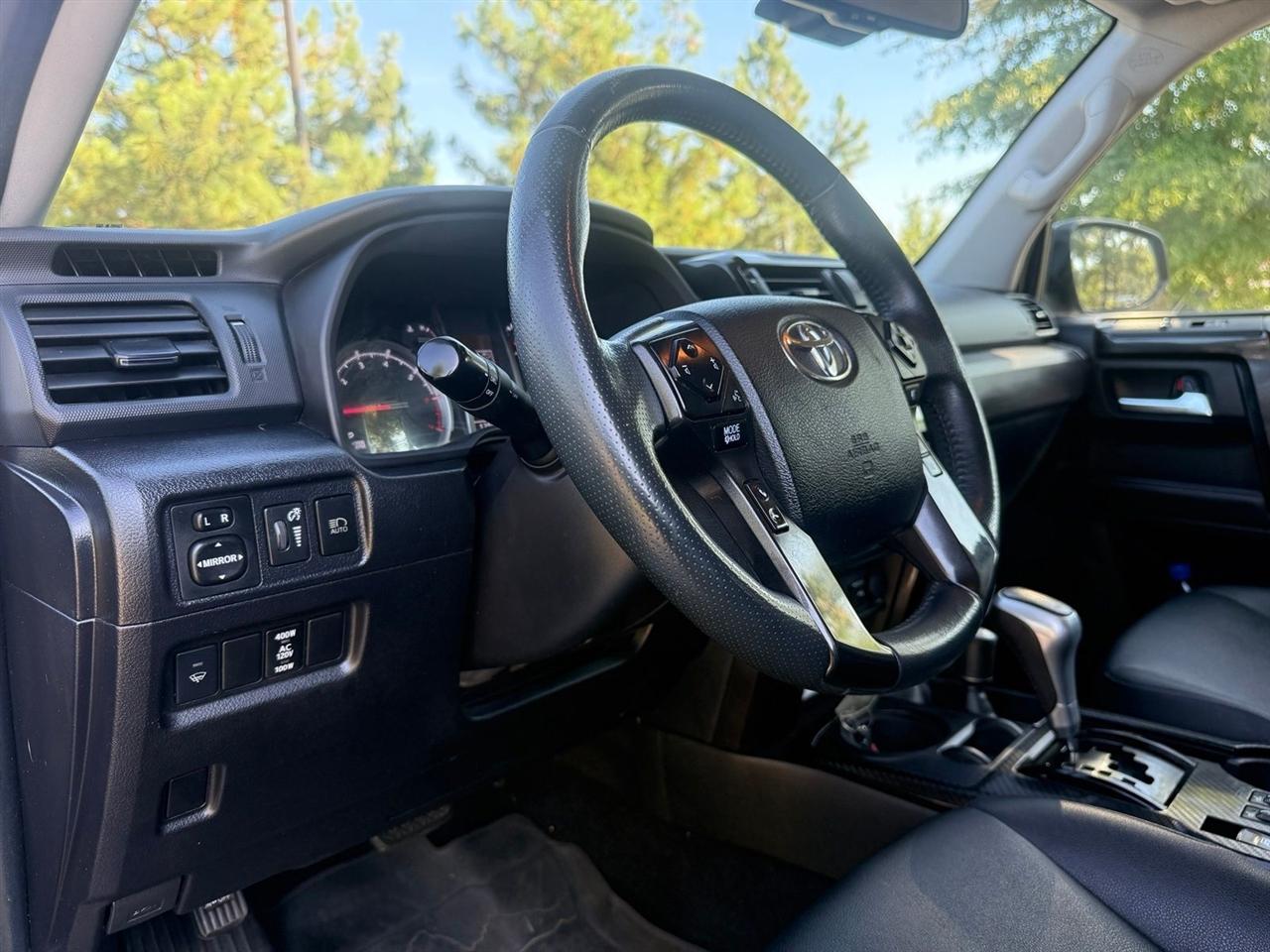 Toyota 4Runner  2020
