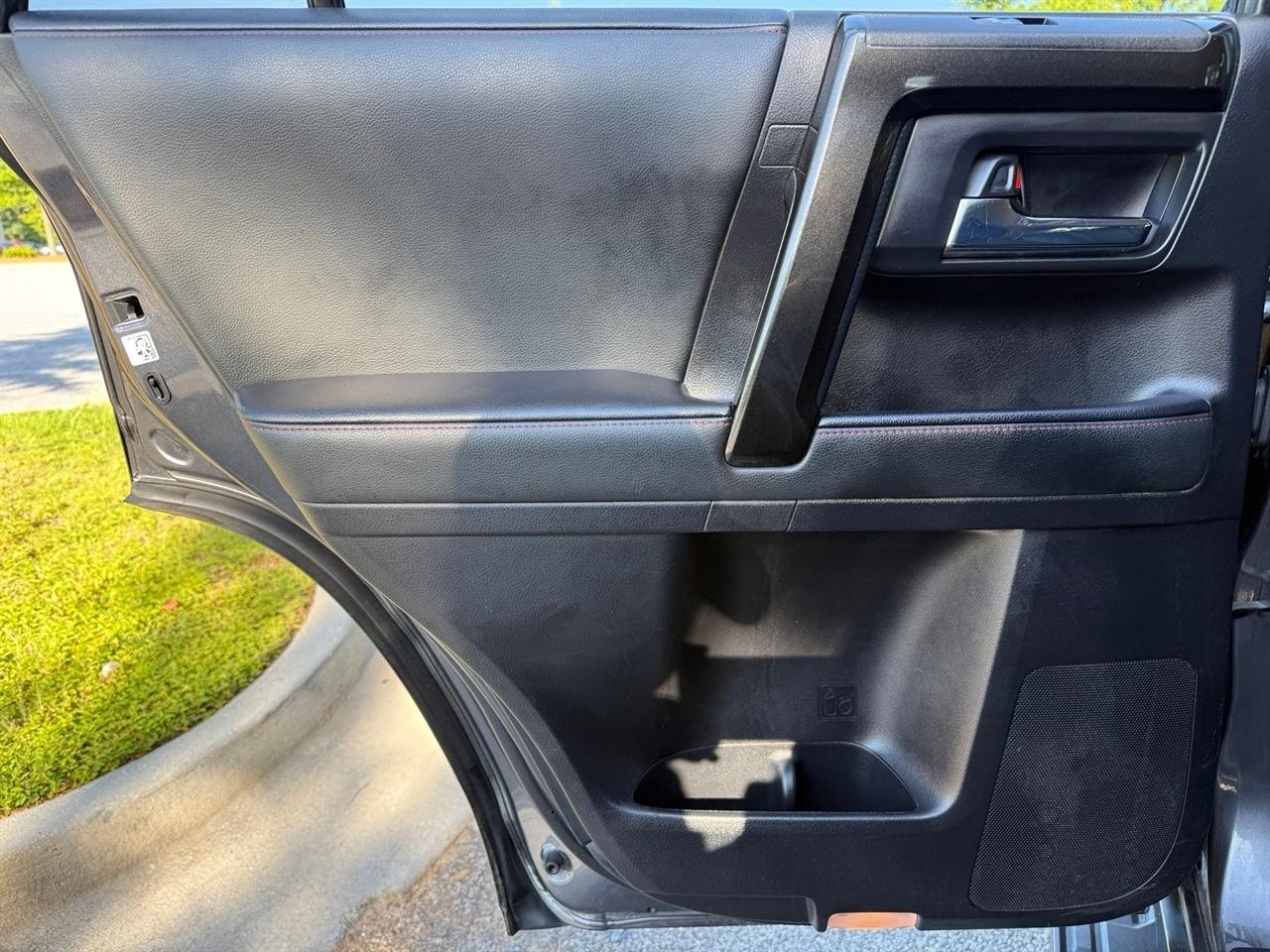 Toyota 4Runner  2020