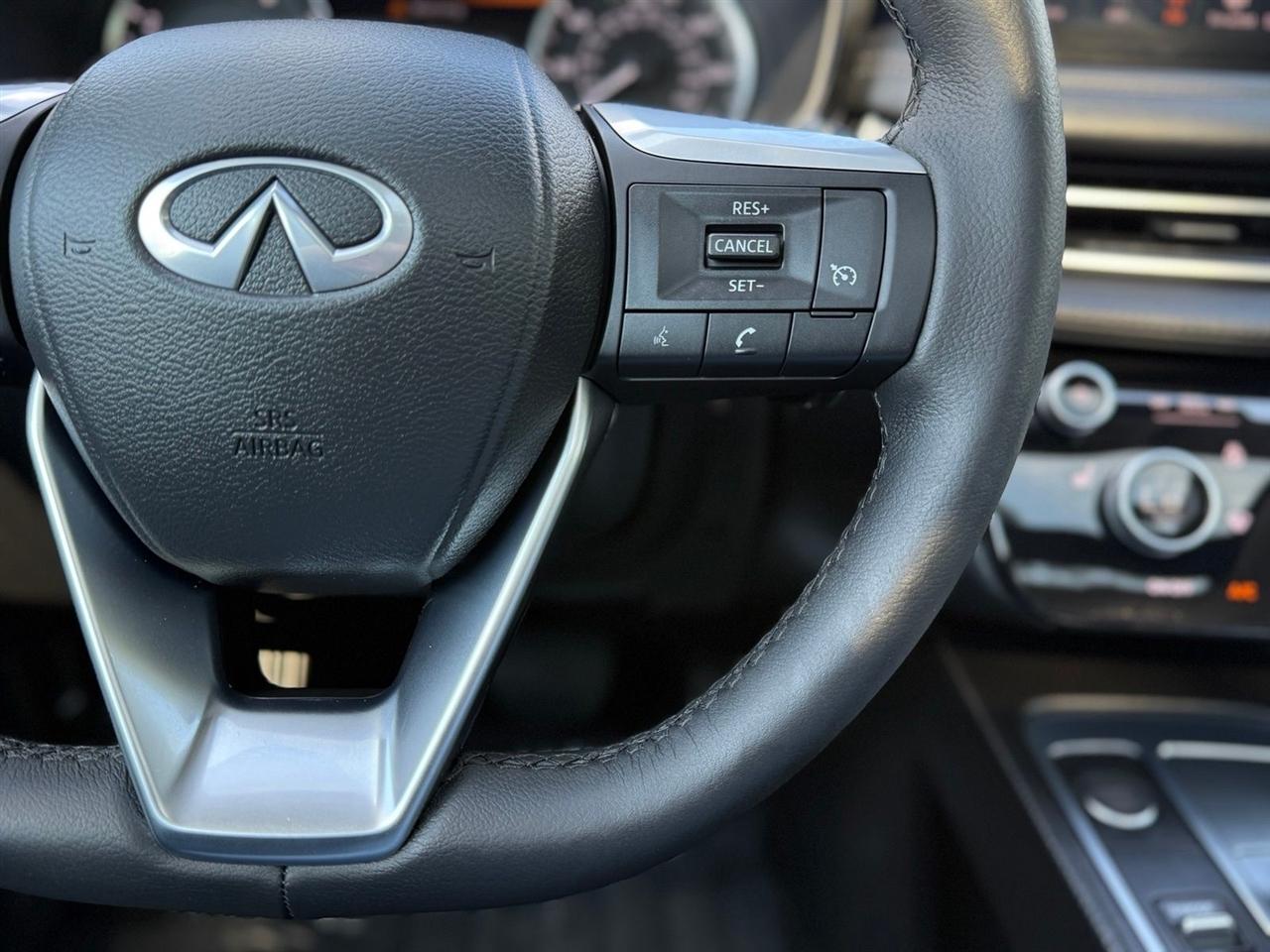 Infiniti QX60  2025