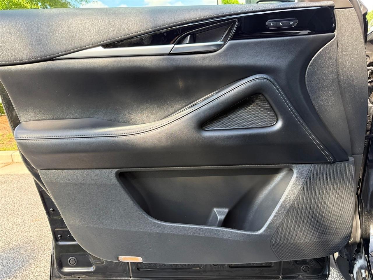 Infiniti QX60  2025