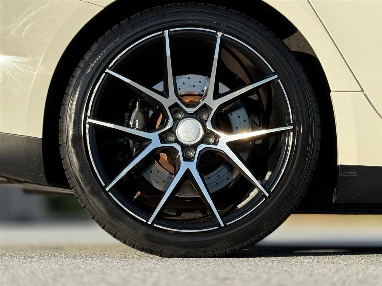 Maserati Ghibli  2014
