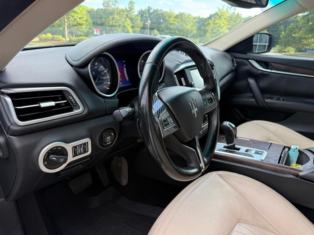 Maserati Ghibli  2014