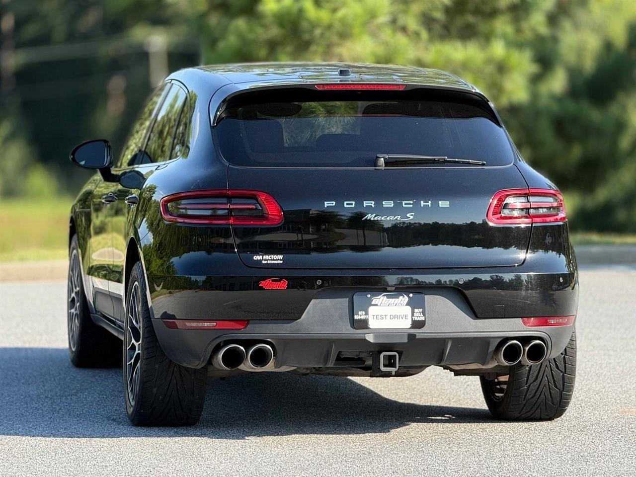 Porsche Macan  2018