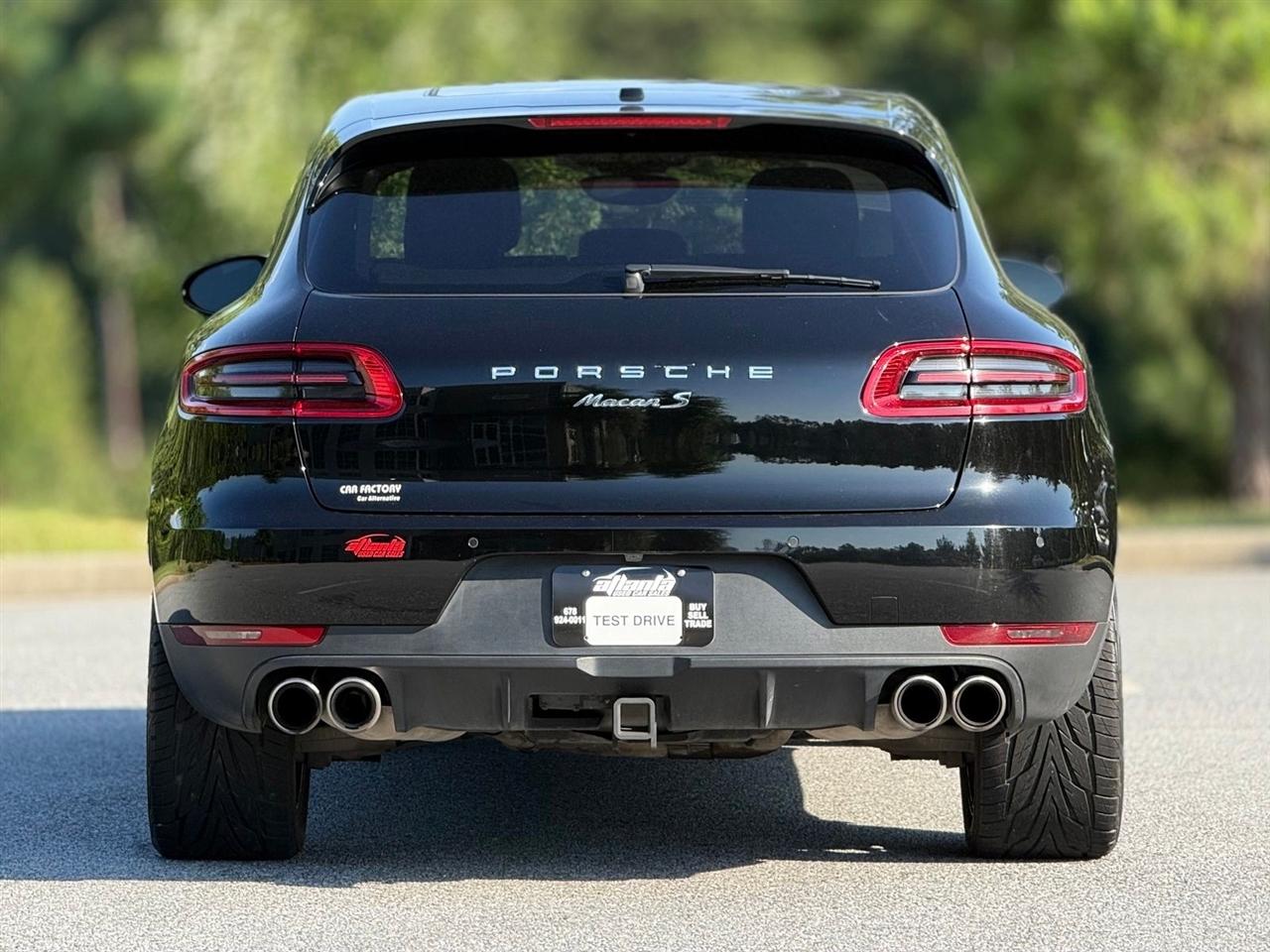 Porsche Macan  2018