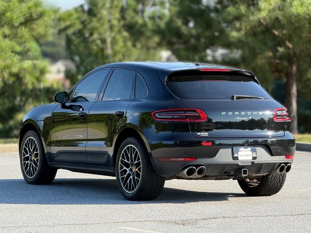 Porsche Macan  2018