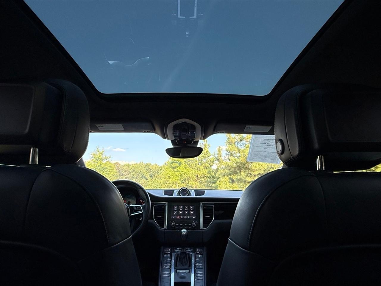 Porsche Macan  2018