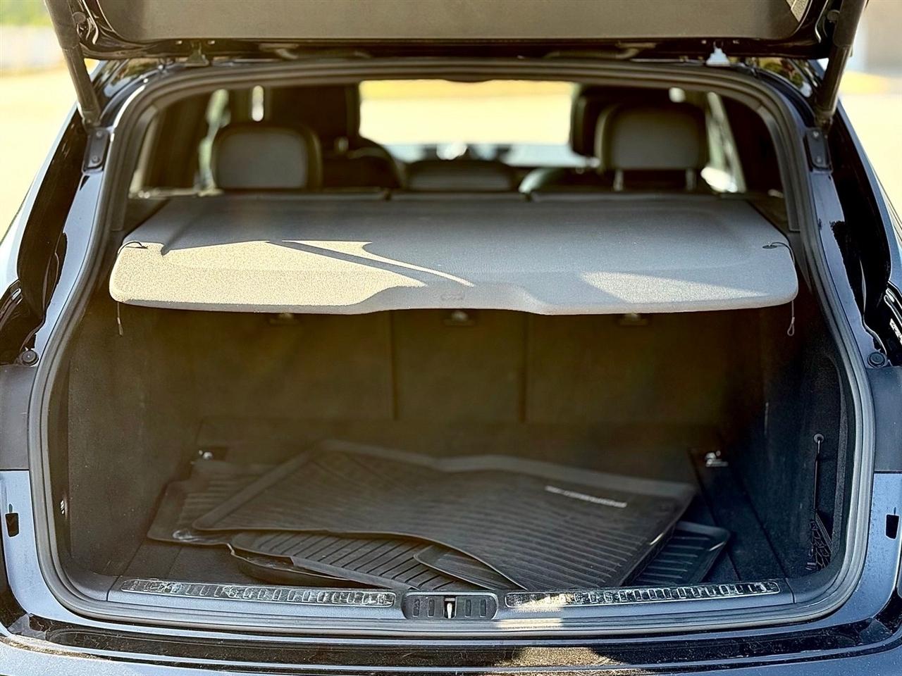Porsche Macan  2018