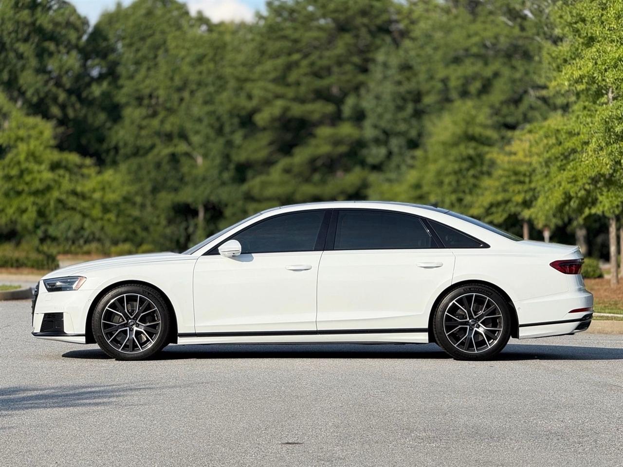 Audi A8 L  2020