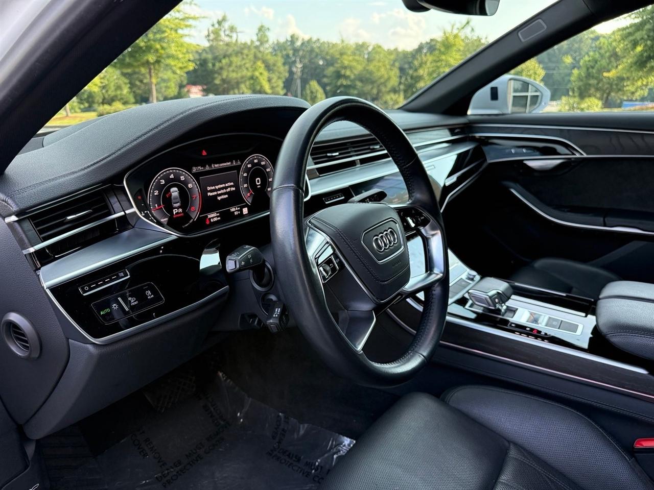 Audi A8 L  2020