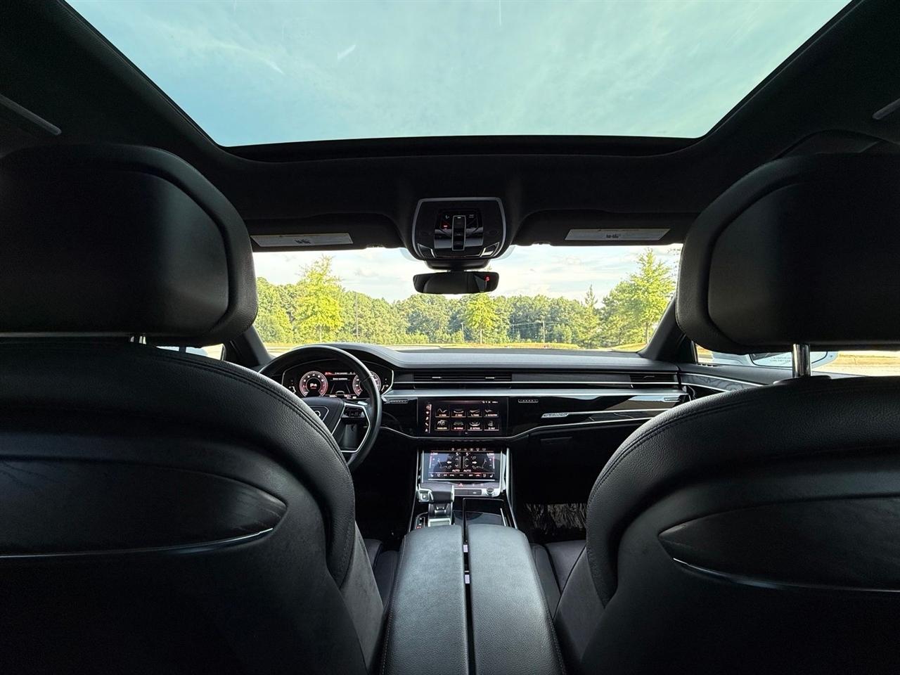 Audi A8 L  2020