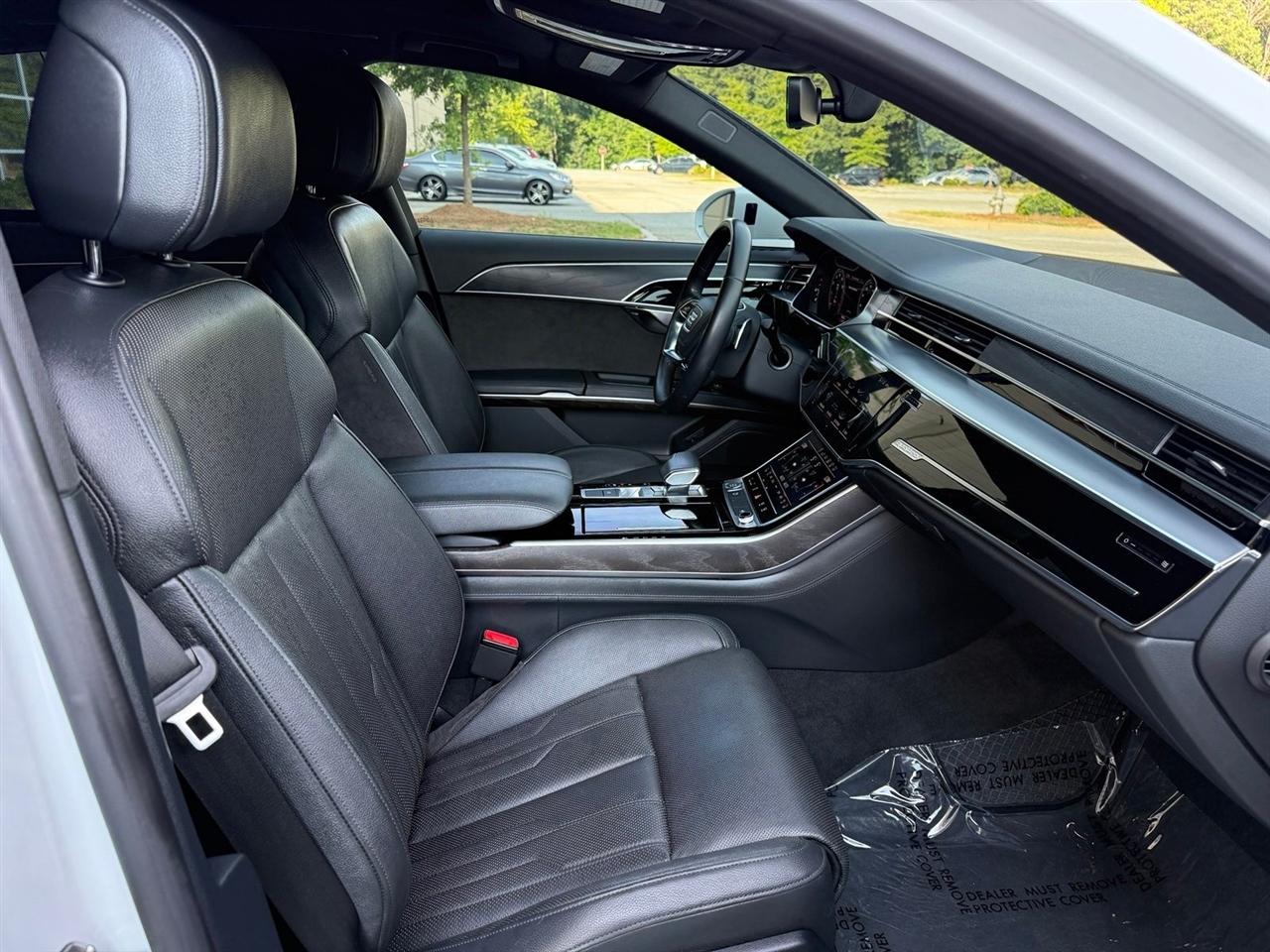 Audi A8 L  2020