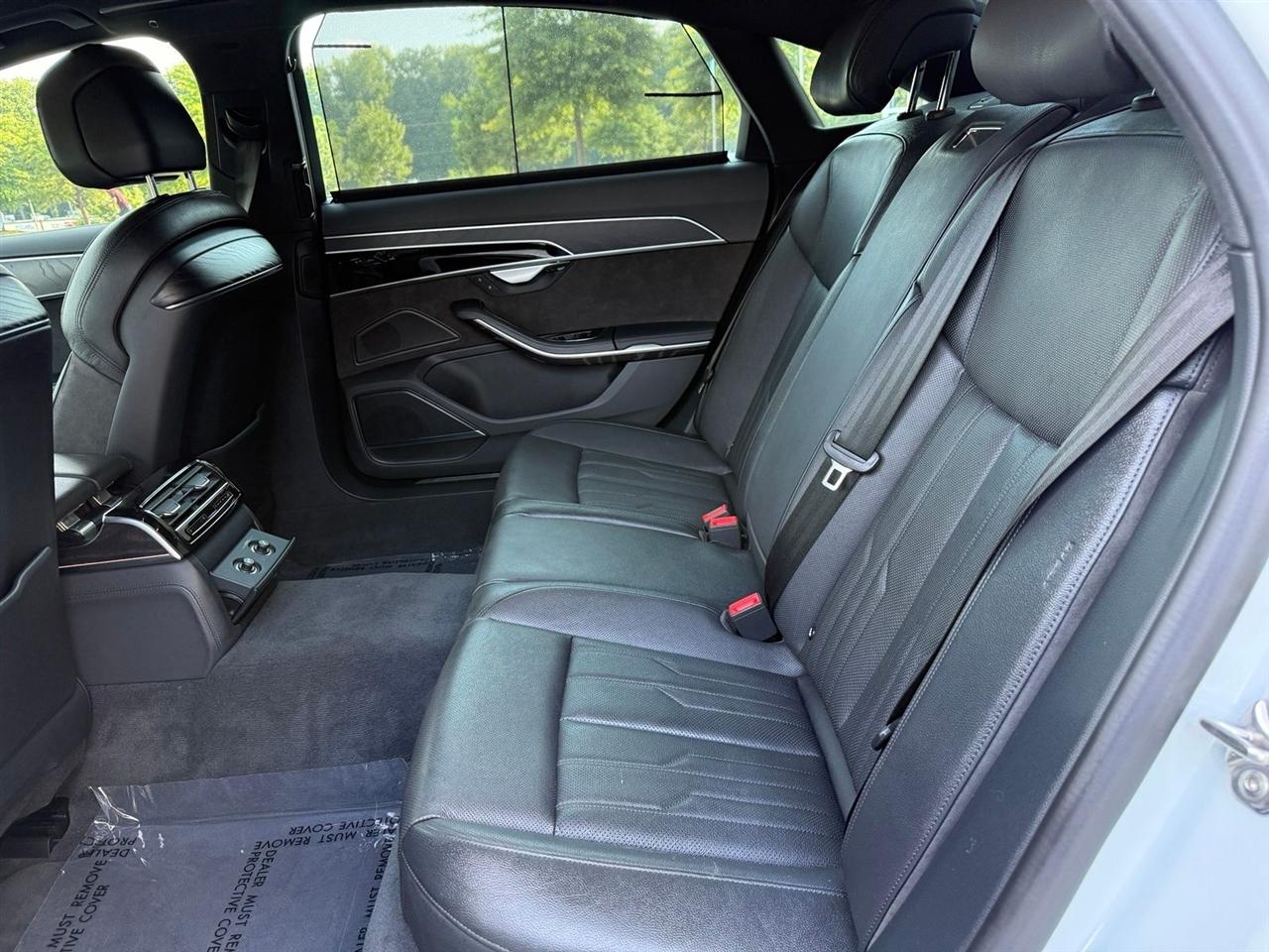 Audi A8 L  2020