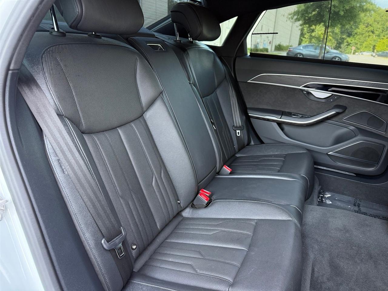Audi A8 L  2020