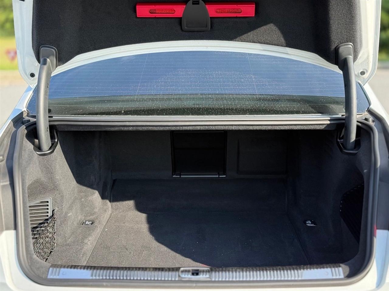 Audi A8 L  2020