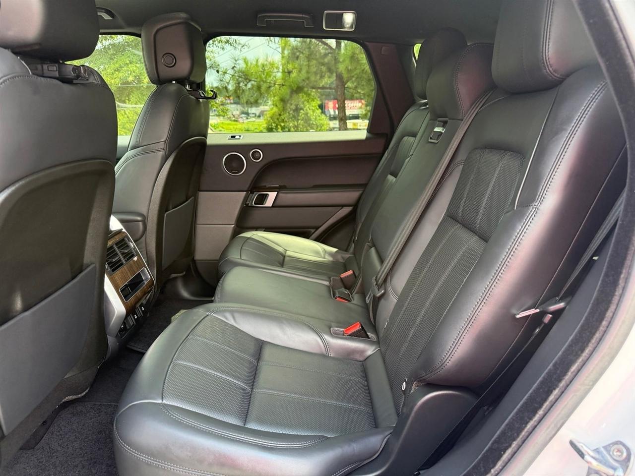 Land Rover Range Rover Sport  2018