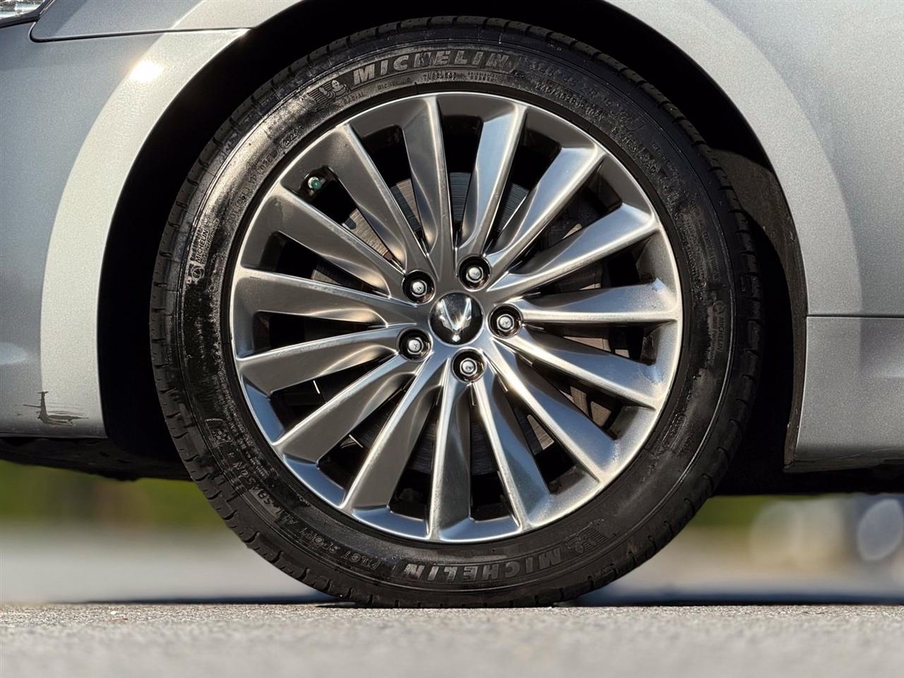 Hyundai Equus photo 18