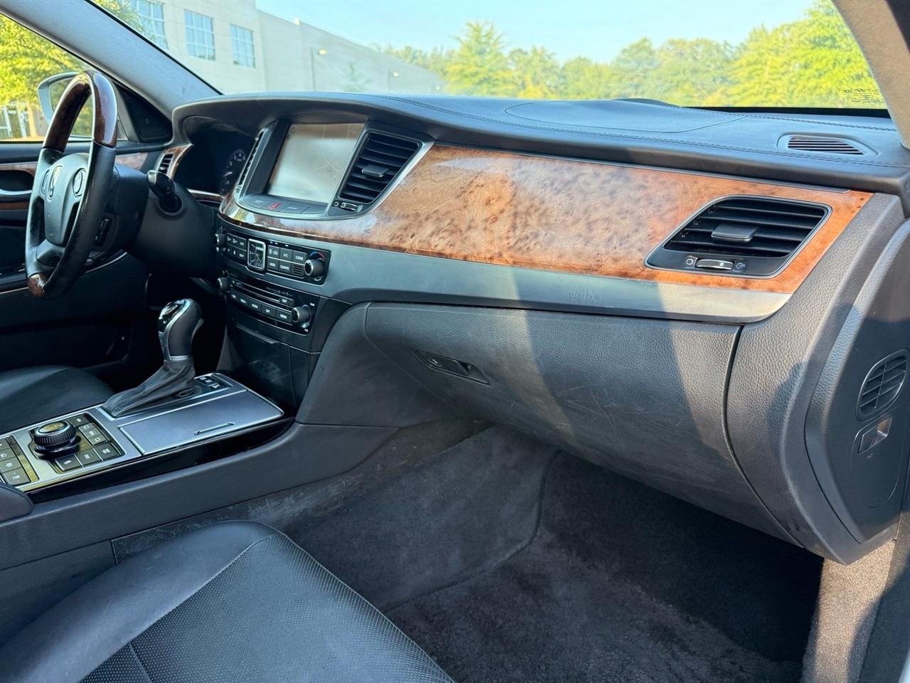 Hyundai Equus photo 24