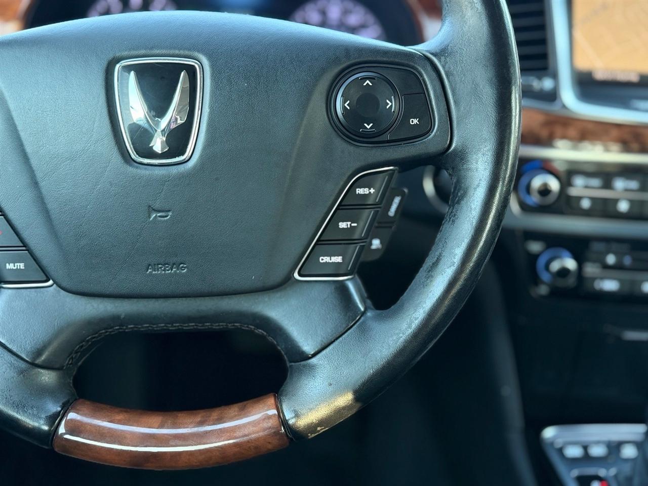 Hyundai Equus photo 27