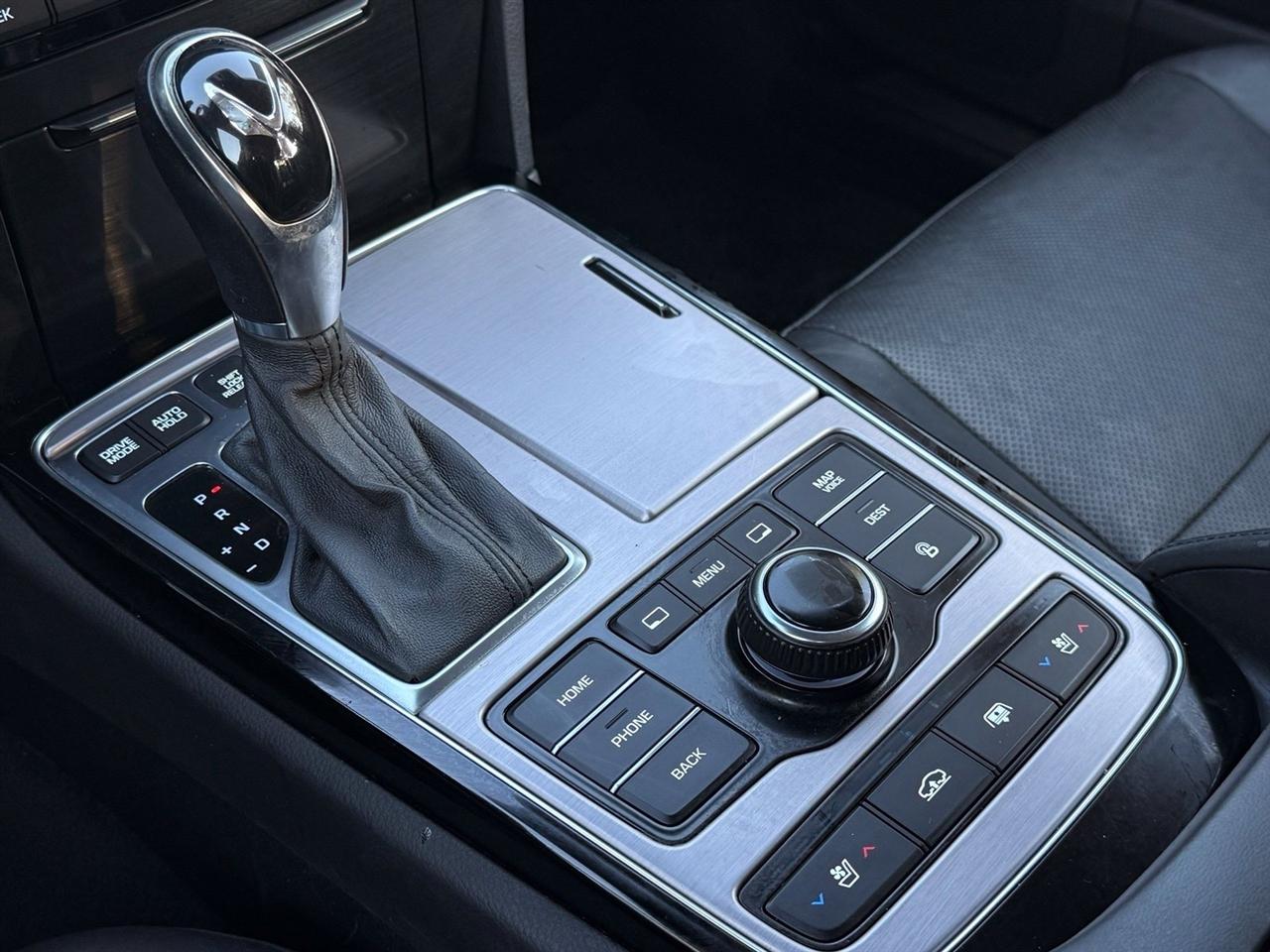 Hyundai Equus photo 32