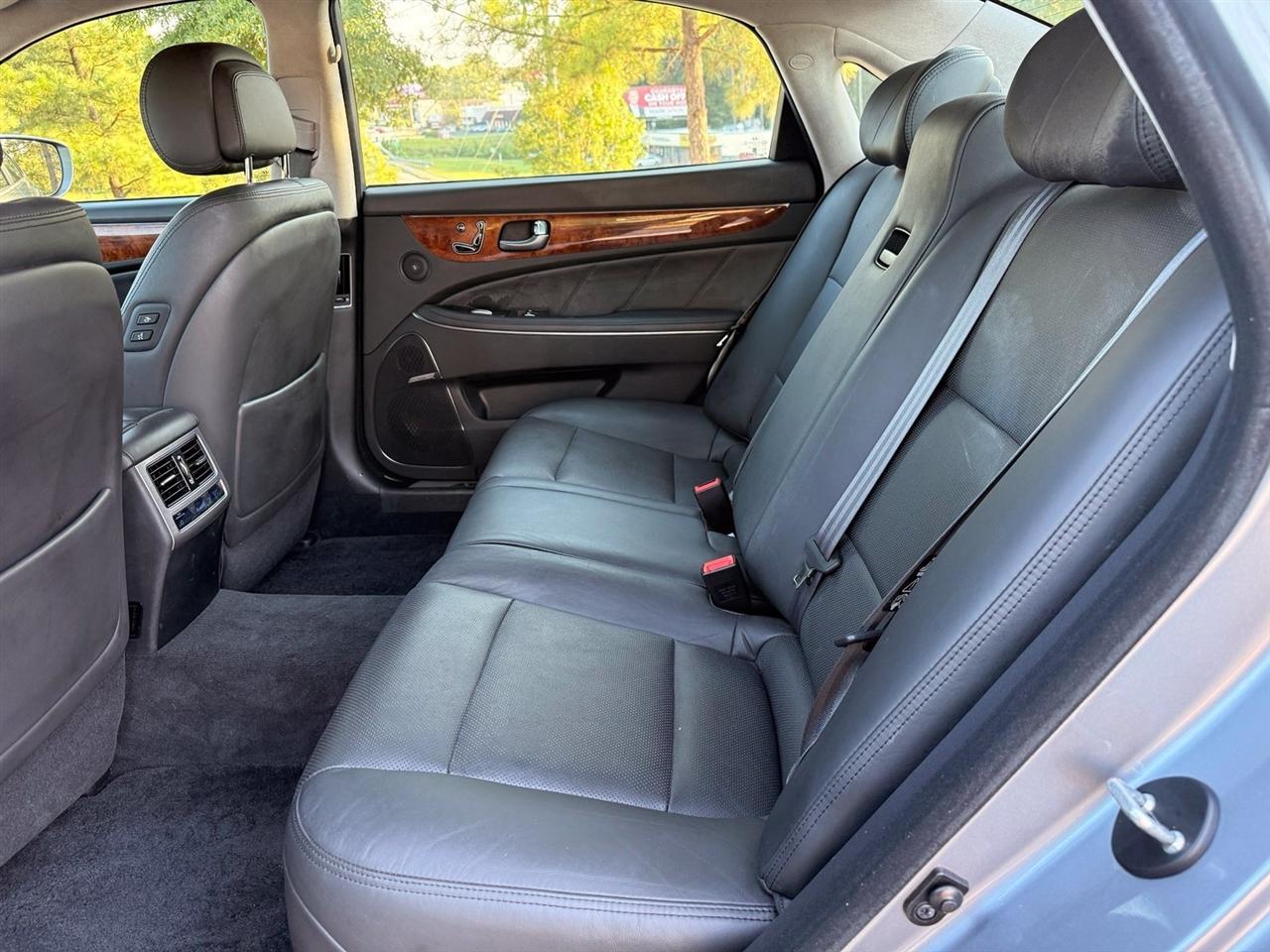 Hyundai Equus photo 39