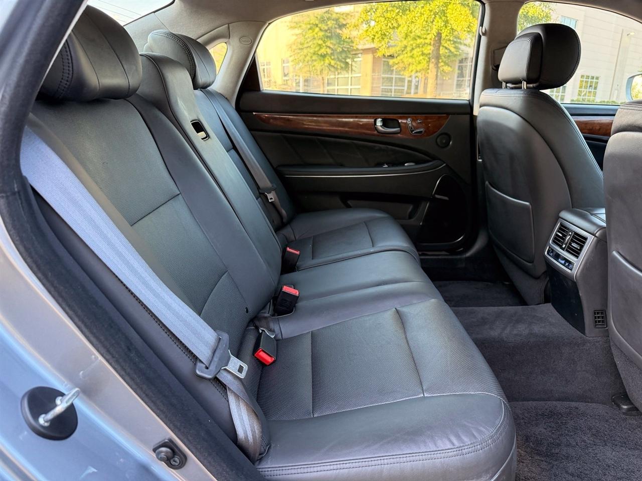 Hyundai Equus photo 40