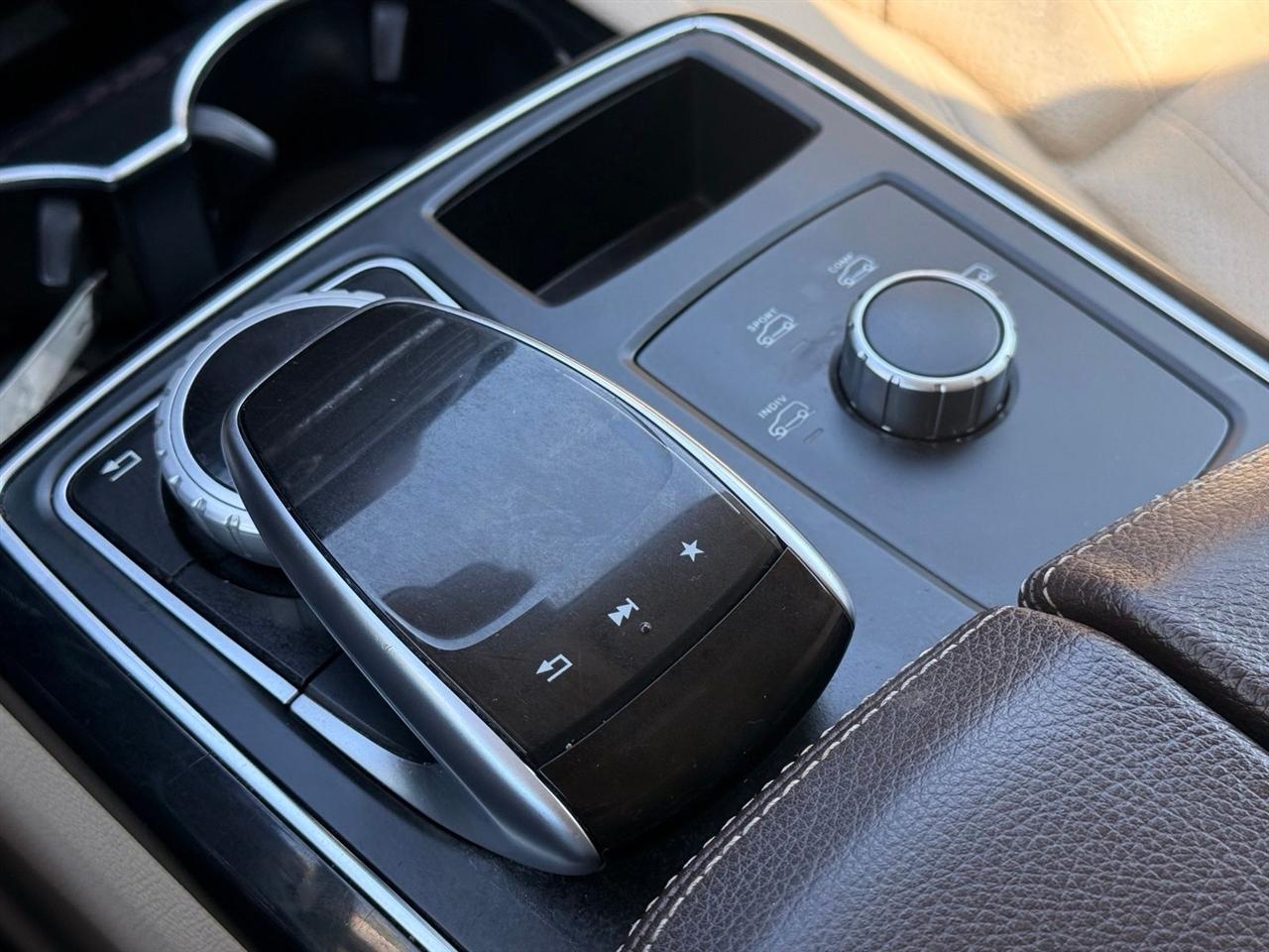 Mercedes-Benz GLE  2017