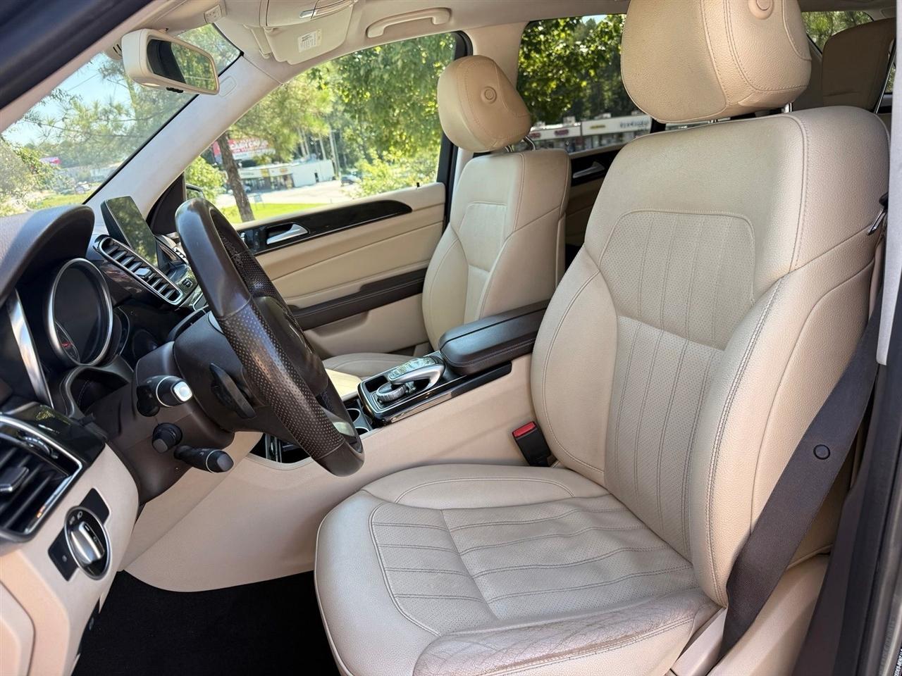 Mercedes-Benz GLE  2017