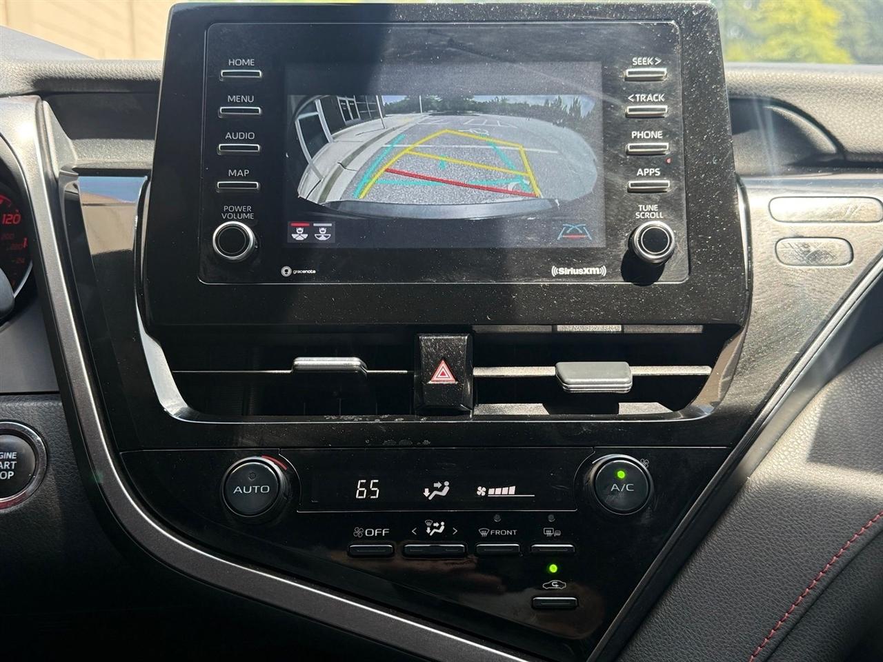 Toyota Camry  2023