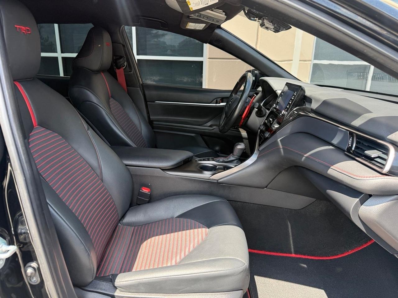 Toyota Camry  2023