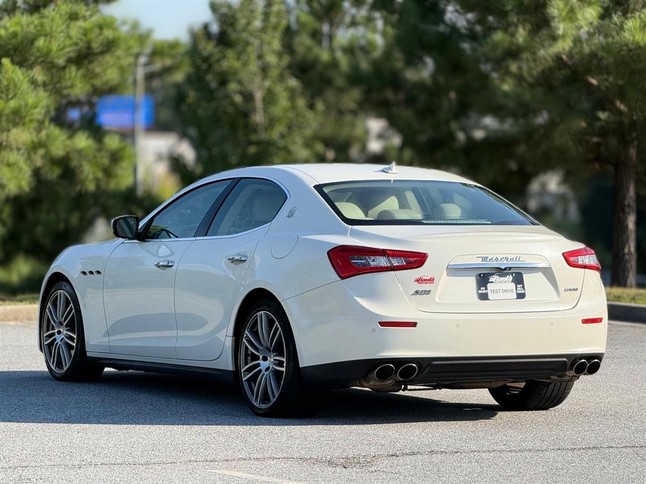 Maserati Ghibli  2017