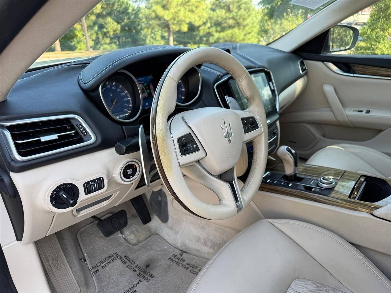 Maserati Ghibli  2017