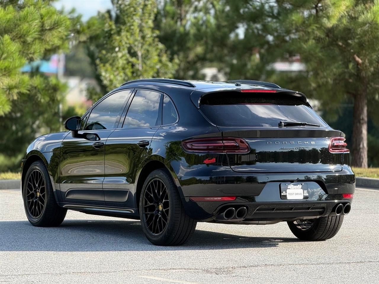 Porsche Macan  2017