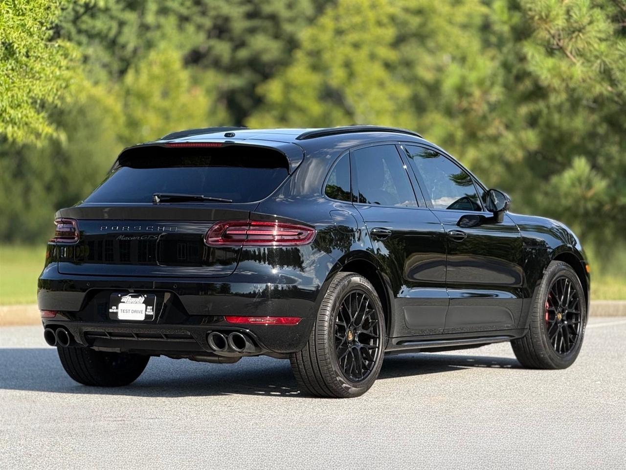 Porsche Macan  2017