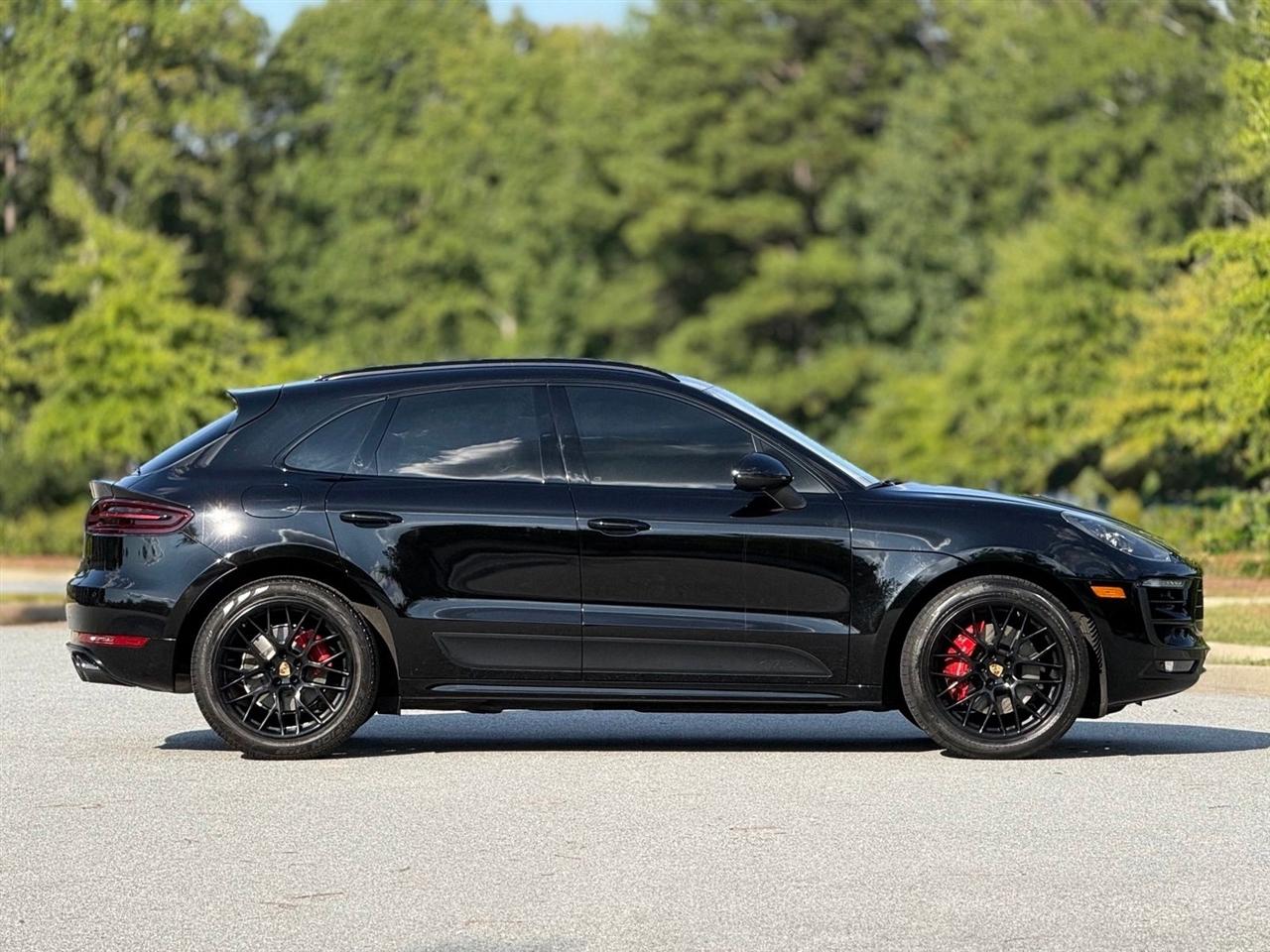 Porsche Macan  2017