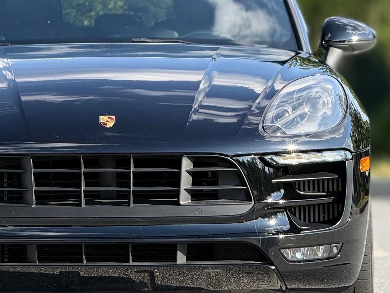 Porsche Macan  2017