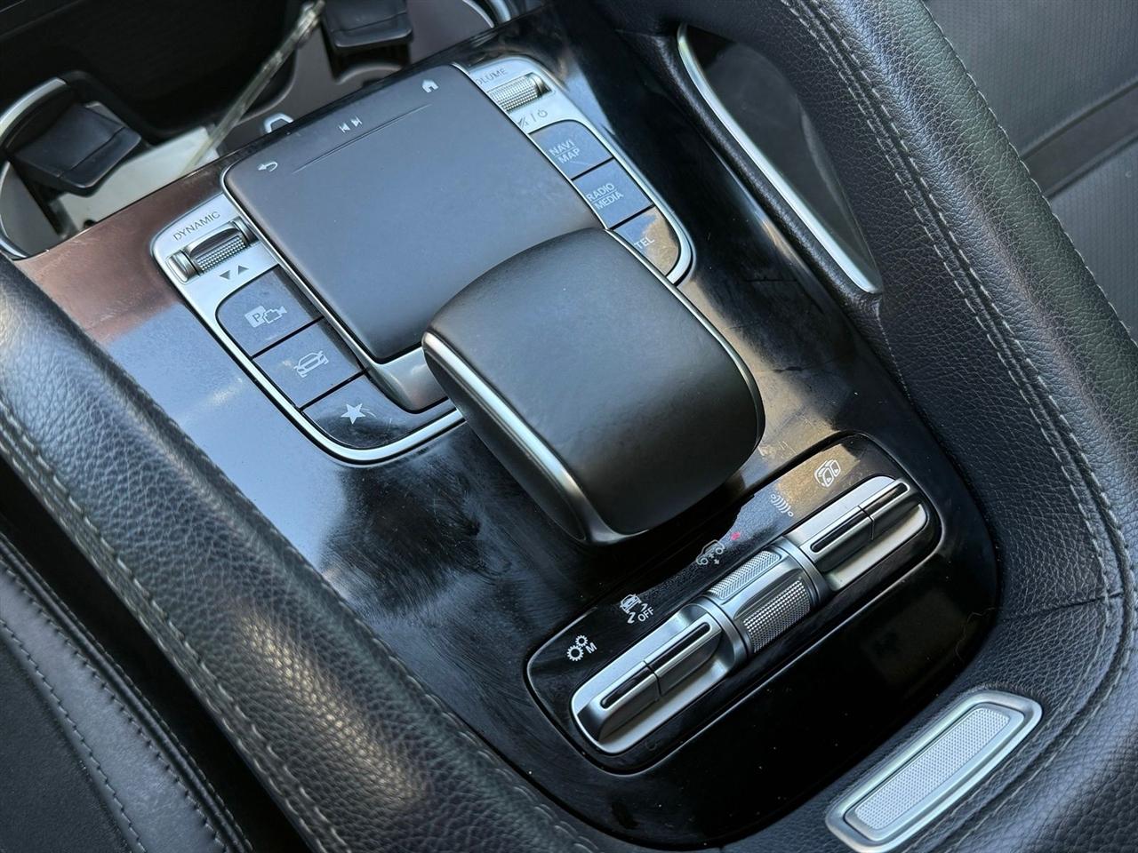 Mercedes-Benz GLE  2021