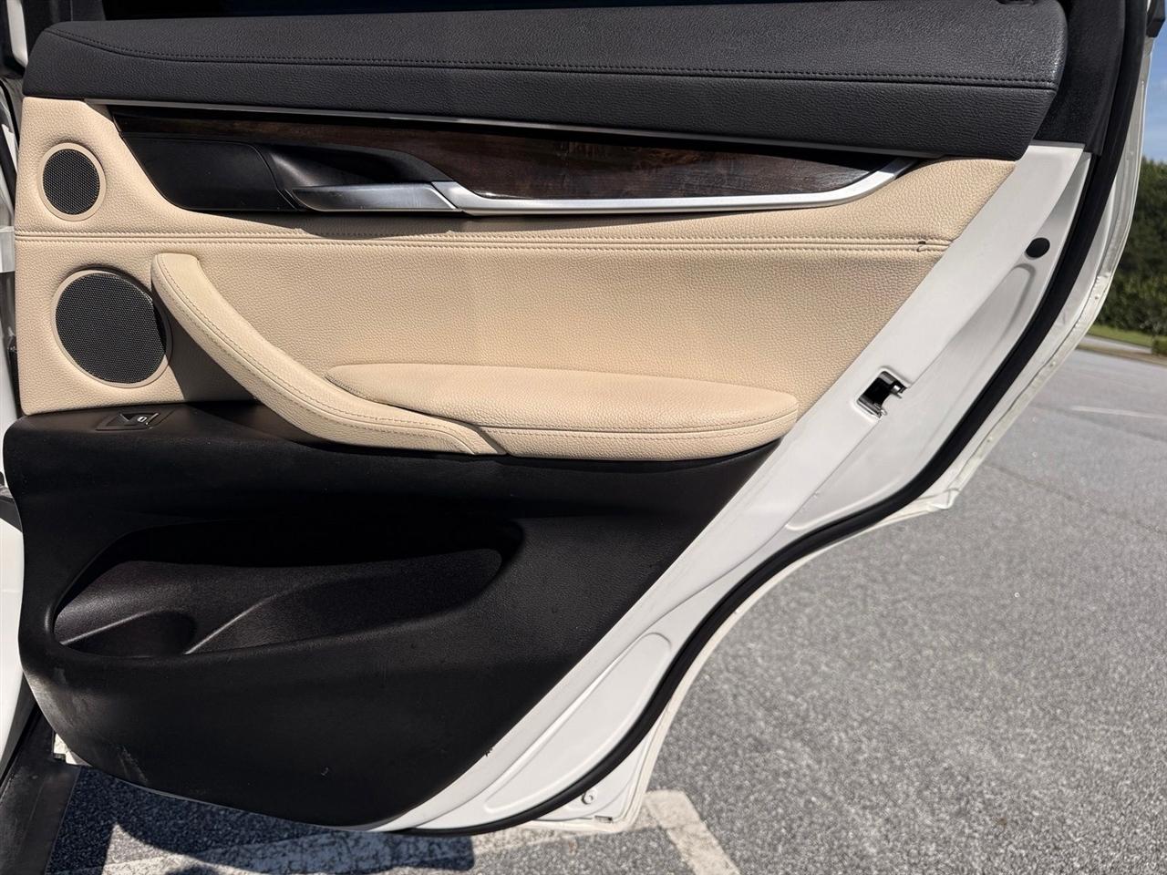 BMW X6  2016