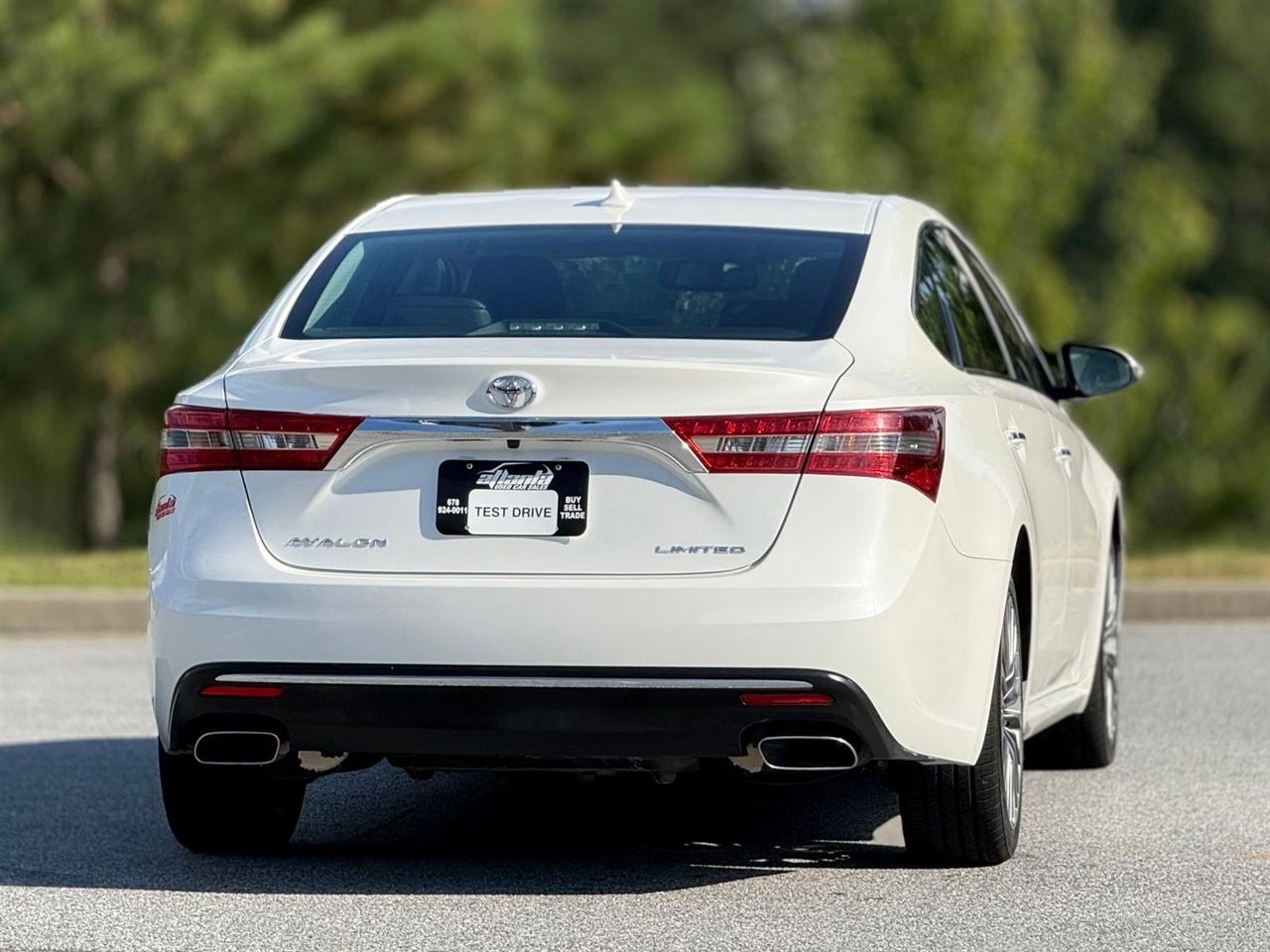 Toyota Avalon  2016