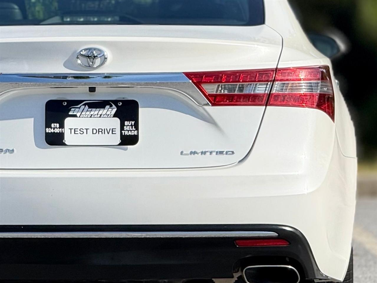 Toyota Avalon  2016
